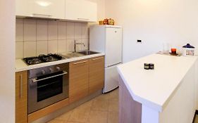 Apartment Lina - Pul458 By Interhome